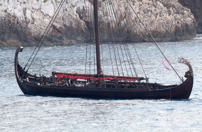 Οδύσσεια: Στιγμιότυπο από τα γυρίσματα της ταινίας στην Πύλο/ NDP Νίκος Ζότος