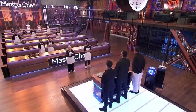 MasterChef: Γιώργος ή Χριστιάνα; Ποιος θα είναι ο νέος αρχηγός των γκρι;