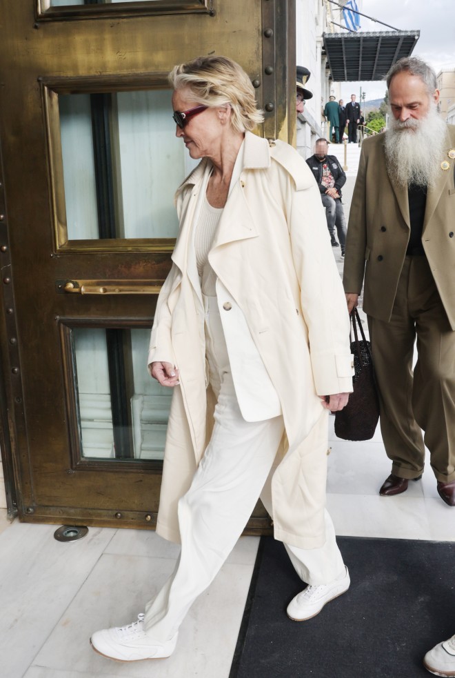 H Sharon Stone στην Αθήνα για το fashion show της COS/ NDP Ανδρέας Νικολαρέας