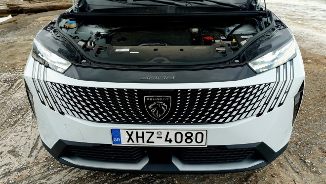 Test drive: Οδηγούμε το εντυπωσιακό PEUGEOT 3008 Hybrid 145 e-DCS6