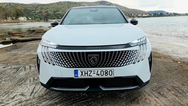 Test drive: Οδηγούμε το εντυπωσιακό PEUGEOT 3008 Hybrid 145 e-DCS6