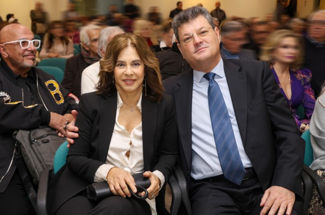 Έφη Πίκουλα με τον γιο του Τάκη Βουγιουκλάκη, Γιάννη, από τον πρώτο του γάμο/ NDP