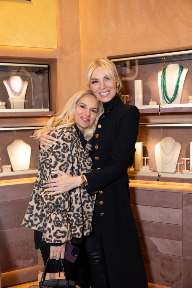 Μαρία Μπεκατώρου, Κατερίνα Καινούριου