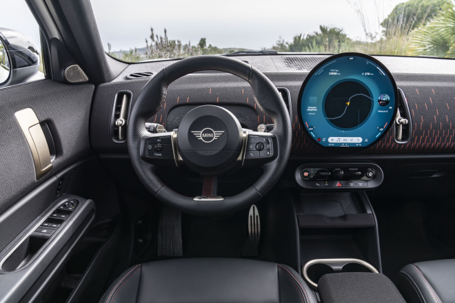 MINI JCW Countryman ALL4: Ηλεκτρίζει με 300 ίππους  