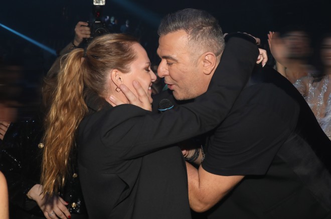 Ρέμος - Μπόσνιακ: Οι τρυφερές στιγμές του ζευγαριού στο φινάλε του Nox/ NDP Νίκος Δρούκας