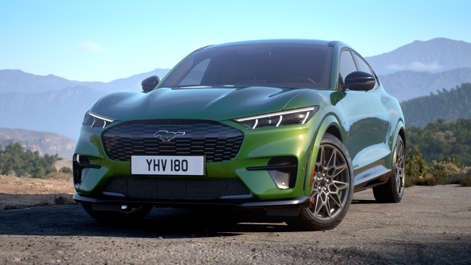 Mustang Mach-E 2025: Δείτε σε ποια σημεία ανανεώθηκε 