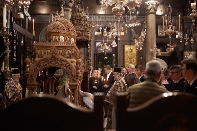 Το Πάσχα του Κυριάκου Μητσοτάκη στην Τήνο