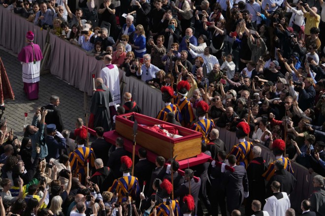 Πάπας Φραγκίσκος: Σε λαϊκό προσκύνημα η σορός του