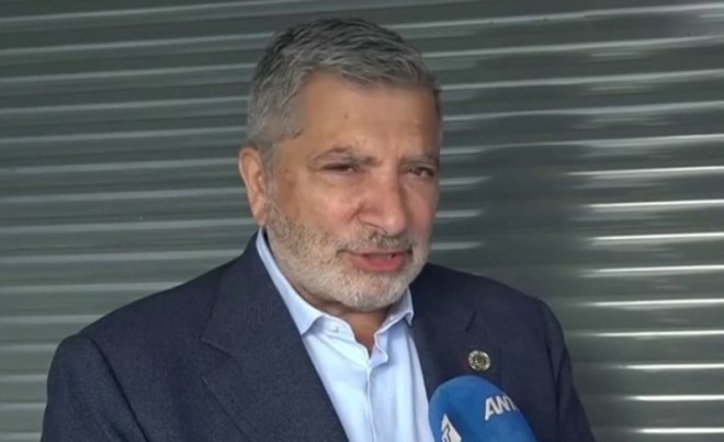 Ο Γιώργος Πατούλης έγινε ξανά μπαμπάς στα 63 του χρόνια