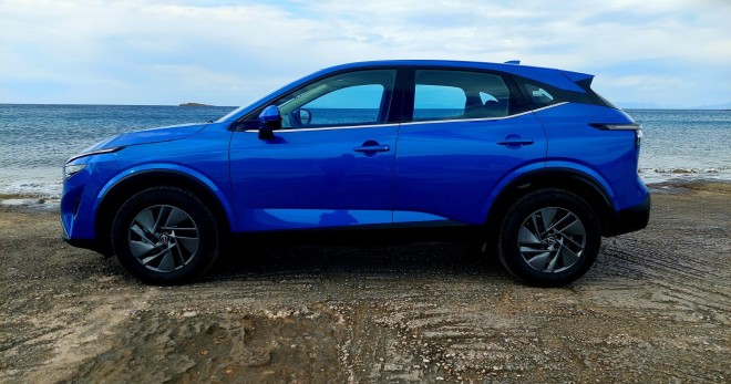 Τest drive: Nissan Qashqai 1.3 DiG-T 140 PS Hybrid 