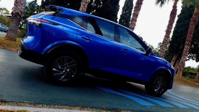 Τest drive: Nissan Qashqai 1.3 DiG-T 140 PS Hybrid 