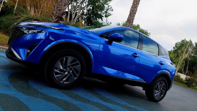 Τest drive: Nissan Qashqai 1.3 DiG-T 140 PS Hybrid 
