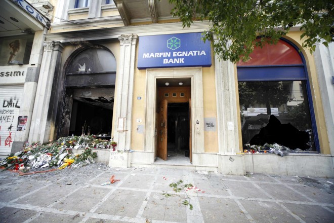 To υποκατάστημα της Μarfin στη Σταδίου μετά τη φονική επίθεση/ Eurokinissi Γιώργος Κονταρίνης