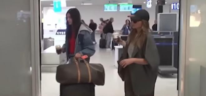 Δέσποινα Βανδή: Με την κόρη της στο αεροδρόμιο και ο εκνευρισμός της