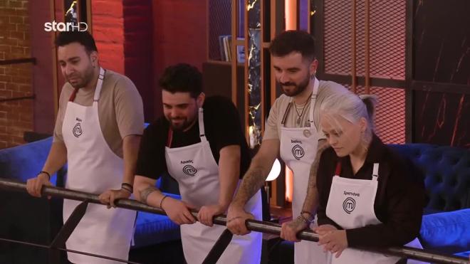 Masterchef: Συγκίνηση και δάκρυα στον εξώστη για την αποχώρηση του Παντελή