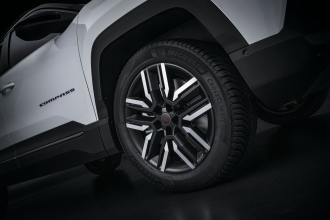 Jeep Compass: Αποκαλύπτουμε το νέο μοντέλο 