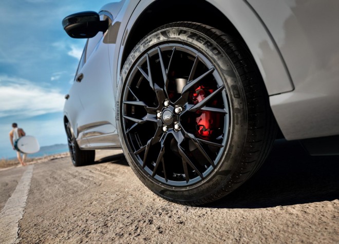 Ford Kuga: Με νέο αποκλειστικό πακέτο Black Package