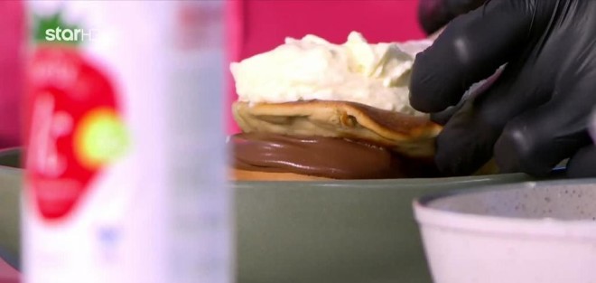Light συνταγή για pancakes με κεφίρ