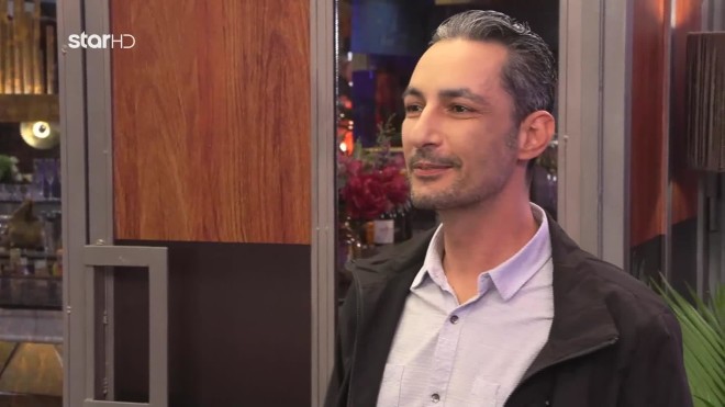 First Dates: Ο Νίκος είναι 45 ετών και έχει πάρει σύνταξη!