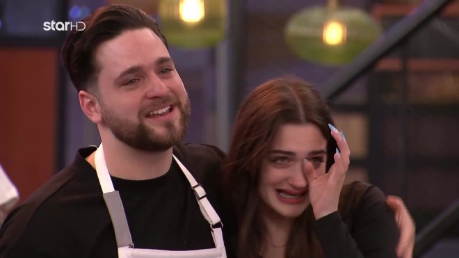 MasterChef: Η συγκίνηση του Λευτέρη, μόλις είδε την αδερφή του