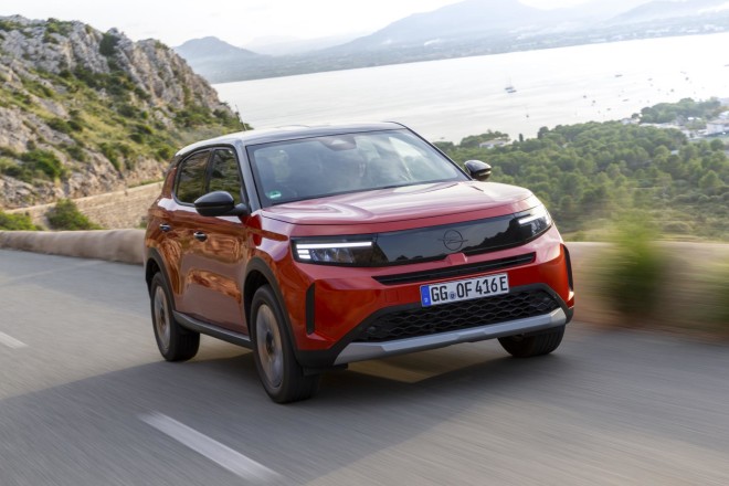 Opel: Ποια είναι τα ηλεκτρικά οικογενειακά μοντέλα της  