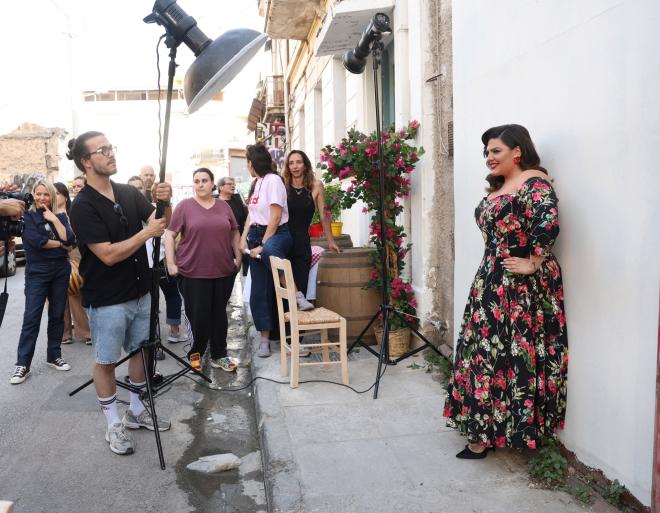 Δανάη Μπάρκα: Είχε «κλείσει» την παράσταση για τον Ζαμπέτα πριν... κοπεί η εκπομπή της στο Mega