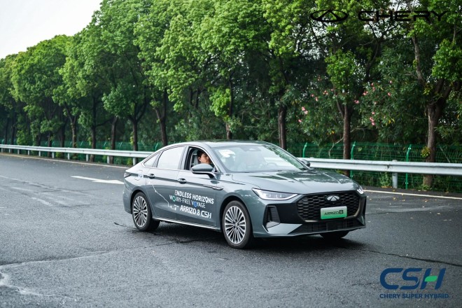 Chery Super Hybrid: Έκανε 1.400+ χιλιόμετρα με ένα γέμισμα