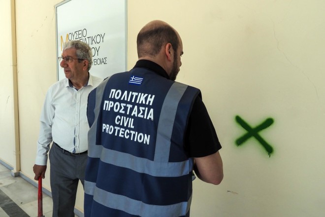 Σεισμοί Εύβοια - Η ΠΠ ελέγχει ρωγμές σε σπίτια