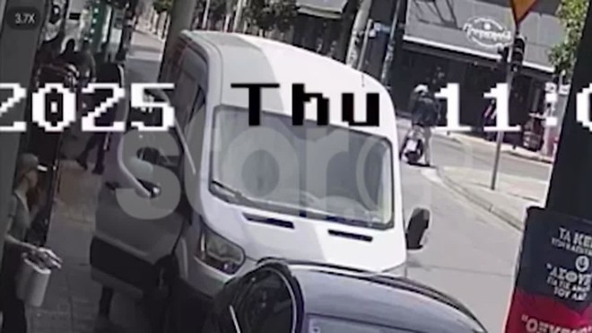Τροχαίο με εγκατάλειψη στα Καμίνια 