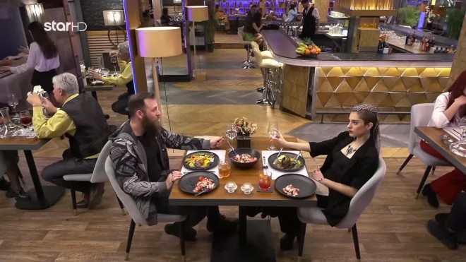 First Dates: «Χάθηκε λίγο το παιχνίδι. Πού πήγε;»