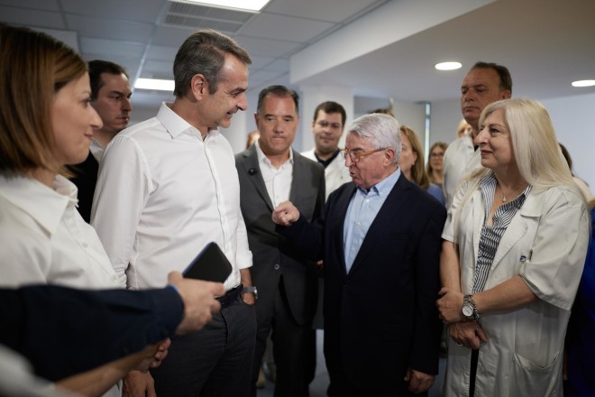 Μητσοτάκης στα Μέγαρα: Στο τέλος της τετραετίας θα μιλάμε για ένα νέο ΕΣΥ