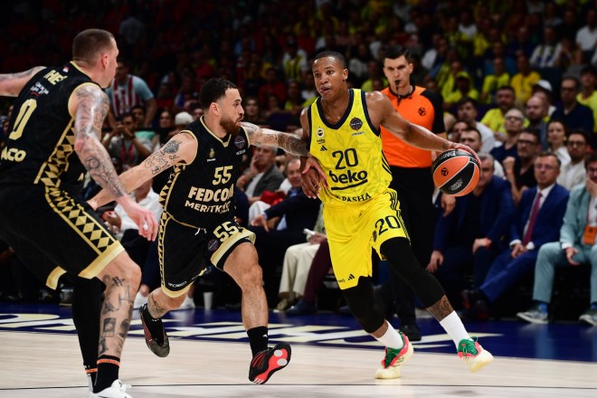 Final Four Τελικός: Η Φενέρ του Σάρας «υπέταξε» τη Μονακό του Σπανούλη!