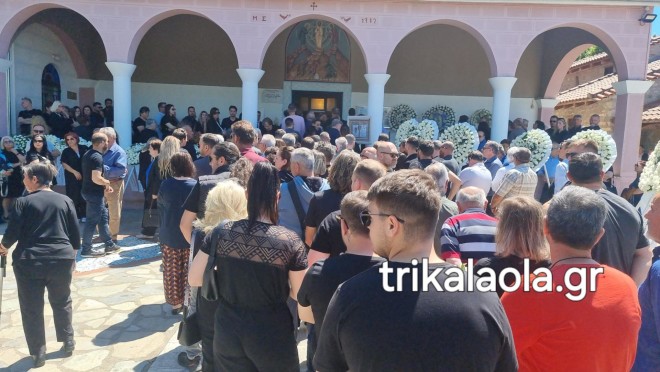 Σπαραγμός στην κηδεία του Στέφανου: Τραγική φιγούρα η σύντροφός του
