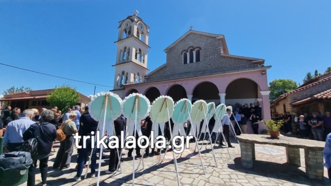 Σπαραγμός στην κηδεία του Στέφανου: Τραγική φιγούρα η σύντροφός του