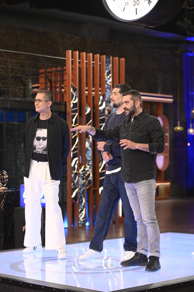 MasterChef: Οι παίκτες μαγειρεύουν με άσπρα, μαύρα και κόκκινα υλικά!