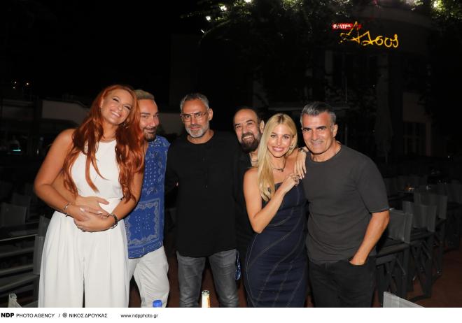 Σίσσυ Χρηστίδου, Νίκος Κοκλώνης, Νίκος Συρίγος, Γρηγόρης Μελάς, Βάλια Χατζηγεωργίου, Παύλος Σταματόπουλος