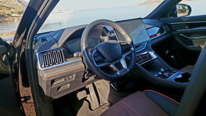 Test Drive: Δοκιμάζουμε το εντυπωσιακό ΒYD SEAL U DM-i 