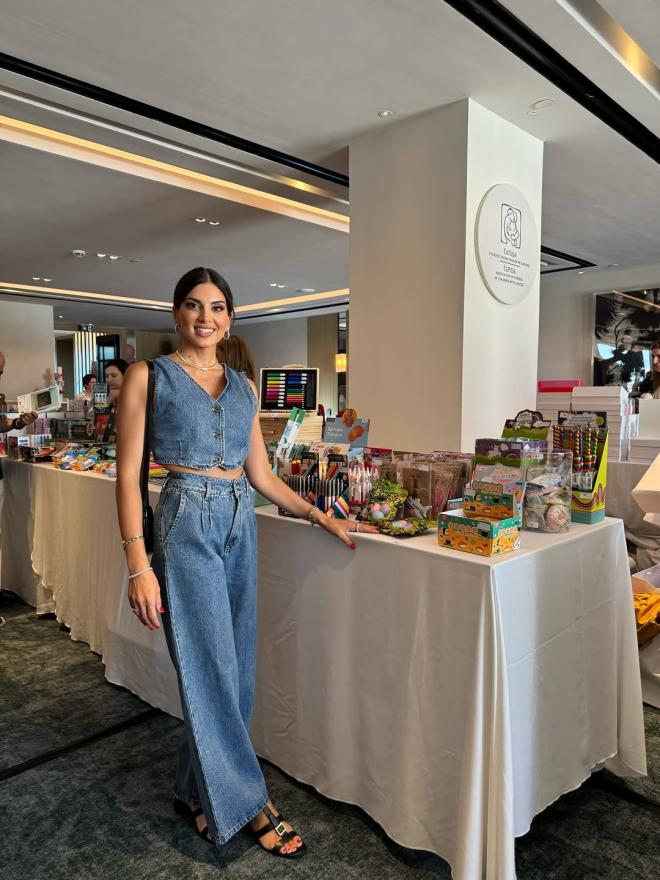 Σταματίνα Τσιμτσιλή: Η denim on denim εμφάνιση σε event