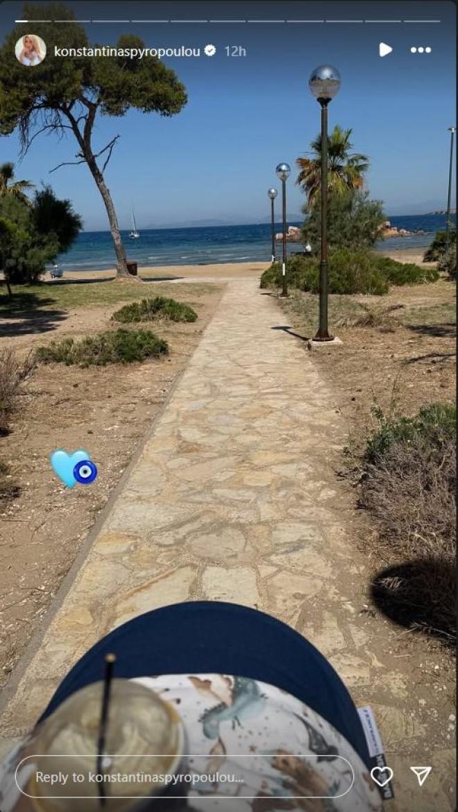 Κωνσταντίνα Σπυροπούλου: Bόλτα στη θάλασσα με τον μικρό της γιο, Βασίλη