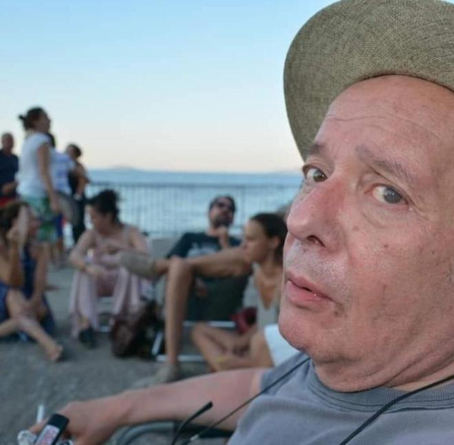 Πέθανε ο σκηνοθέτης Βασίλης Παπαβασιλείου
