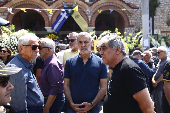 Ο Ηλίας Ατματζίδης στην κηδεία του Δημήτρη Χατζηχρήστου - Eurokinissi