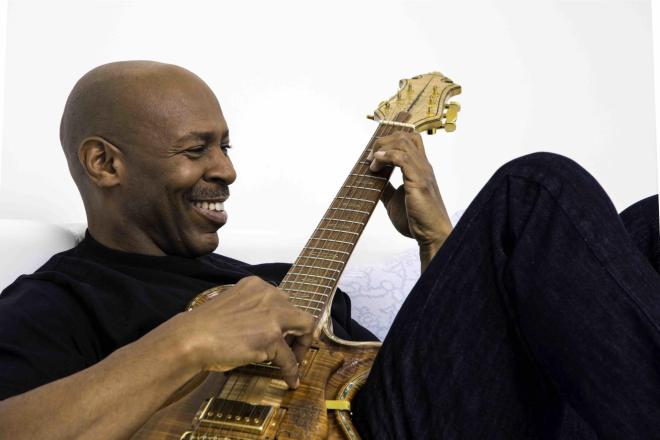 Ο διάσημος κιθαρίστας Kevin Eubanks