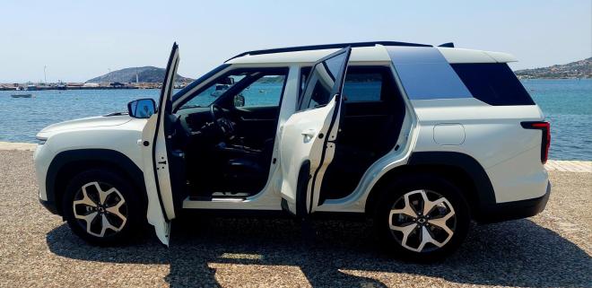 Test drive: Δοκιμάζουμε το νέο KGM Torres 1,5T 163 PS 