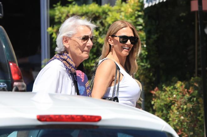 Έλλη Κοκκίνου: Η σπάνια εμφάνιση με τη μητέρα της, Μαίρη