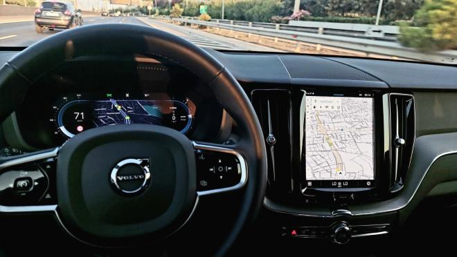 Test Drive: Δοκιμάζουμε το VOLVO XC60 Recharge T8 AWD