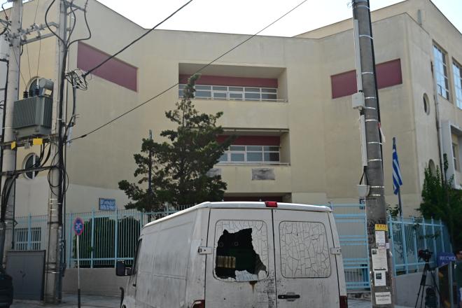 Περιστέρι: Αναβάτης μηχανής αντάλλαξε πυροβολισμούς με οδηγό ΙΧ