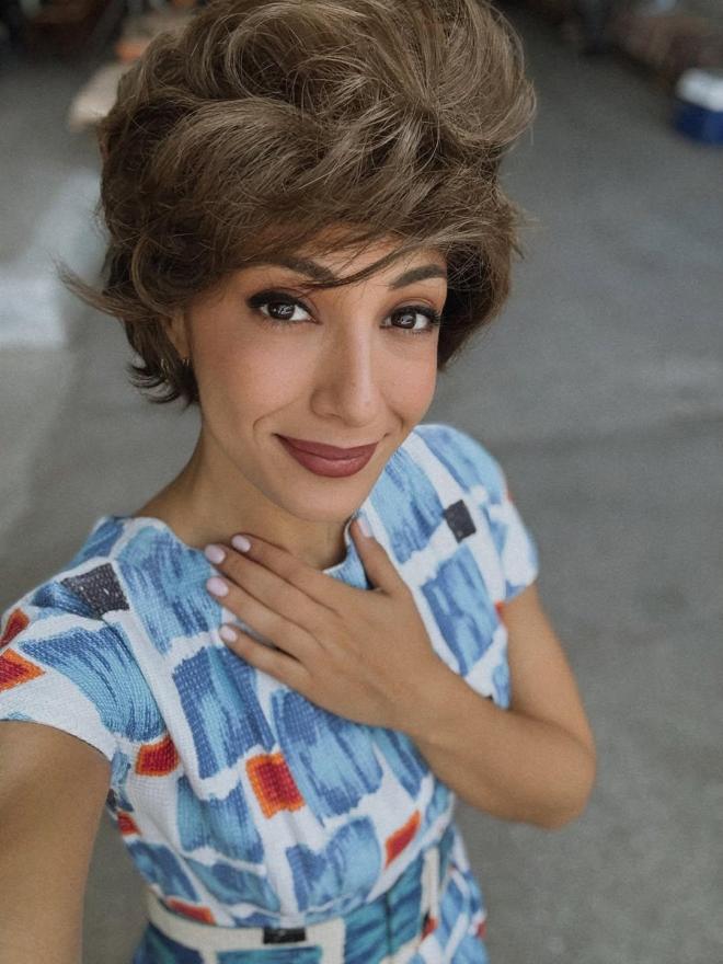 Ευγενία Σαμαρά: Στα backstage του «Έχω παιδιά» με vintage look!