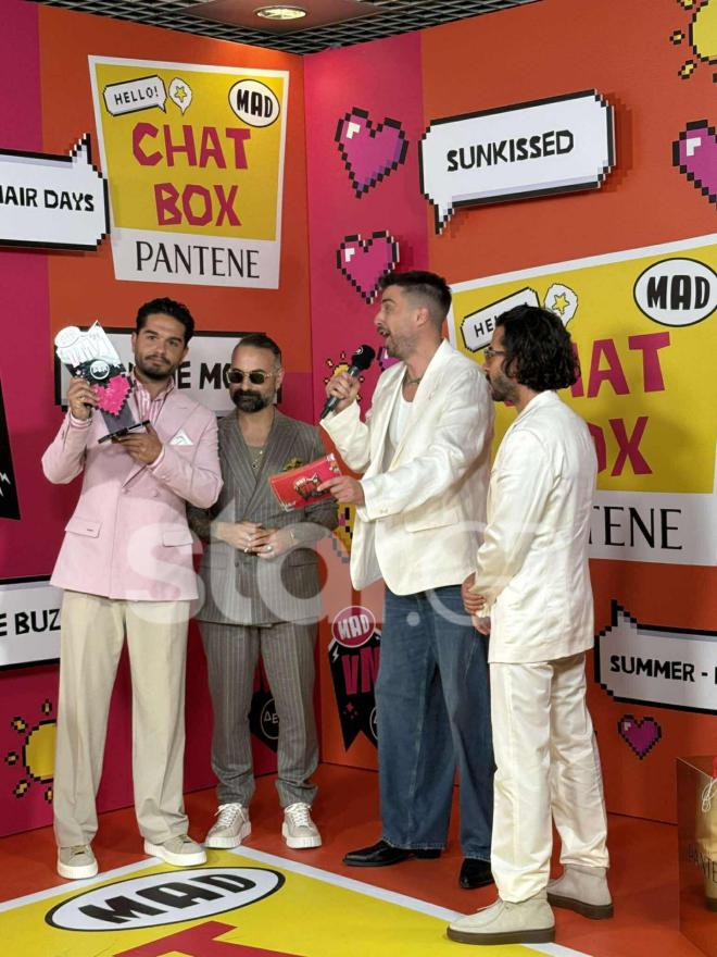 MAD VMA 2025: Χρήστος Μάστορας και Γαρυφαλλιά Καληφώνη στο κόκκινο χαλί