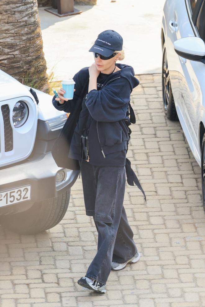 Τάμτα - Πάρης Κασιδόκωστας: Στη Μύκονο με casual outfit!