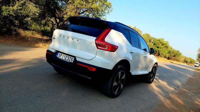 Test drive: Στο τιμόνι του Volvo EX40 Single Motor Extended Range 252 ps